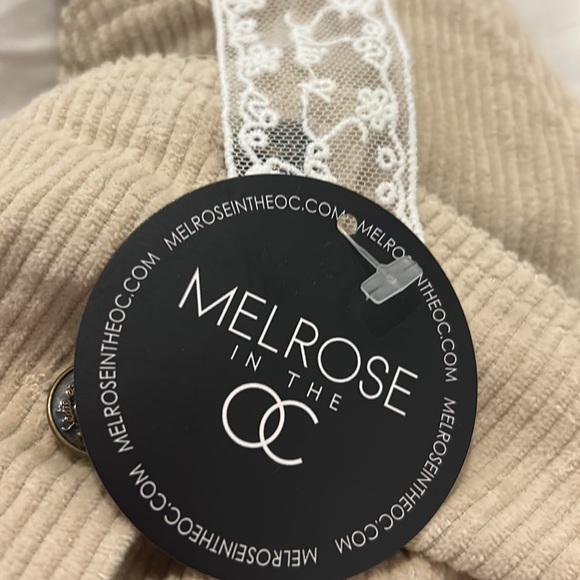 Melrose in the OC cream corduroy mini jumper. Size M. Never worn with tags. - Picture 6 of 6